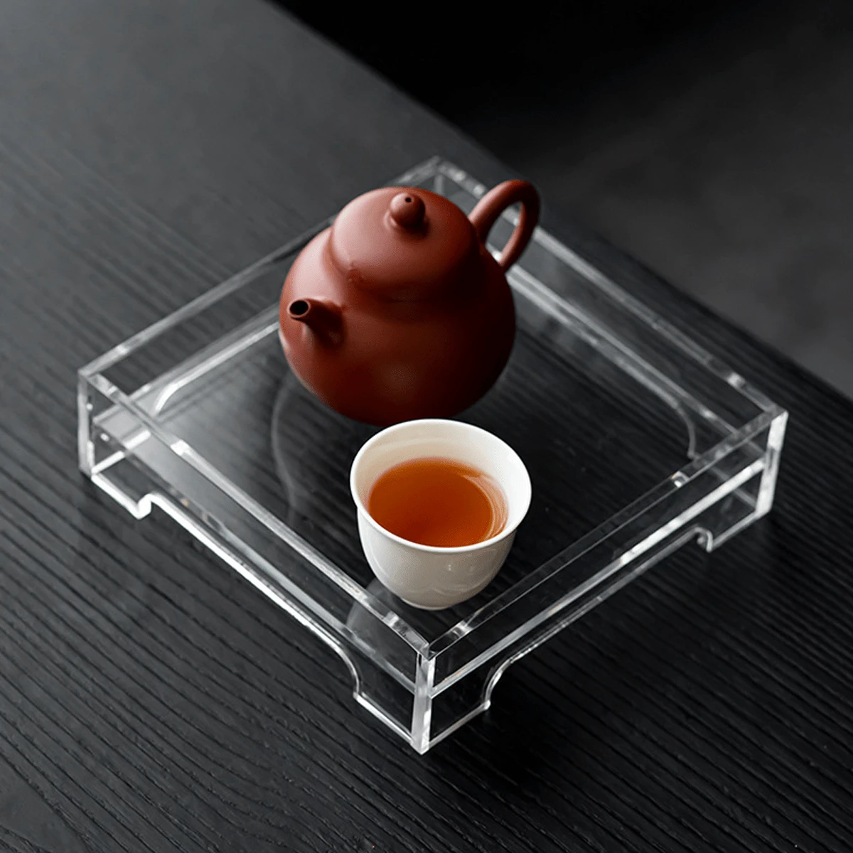 36厘米大号亚克力茶盘，专为客厅咖啡桌/茶几设计，可放置茶壶、茶碗和茶杯，简约风格完美契合榻榻米空间，轻巧奢华，可盛放茶点/餐具，干净时尚，是招待客人的理想之选。 - 彩色 - 查看 1