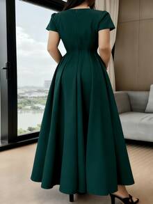 Long Dress With Short Sleeves, Square Neckline, Solid Color, Elegant, Sizes S M L - 軍綠色 - 查看 3