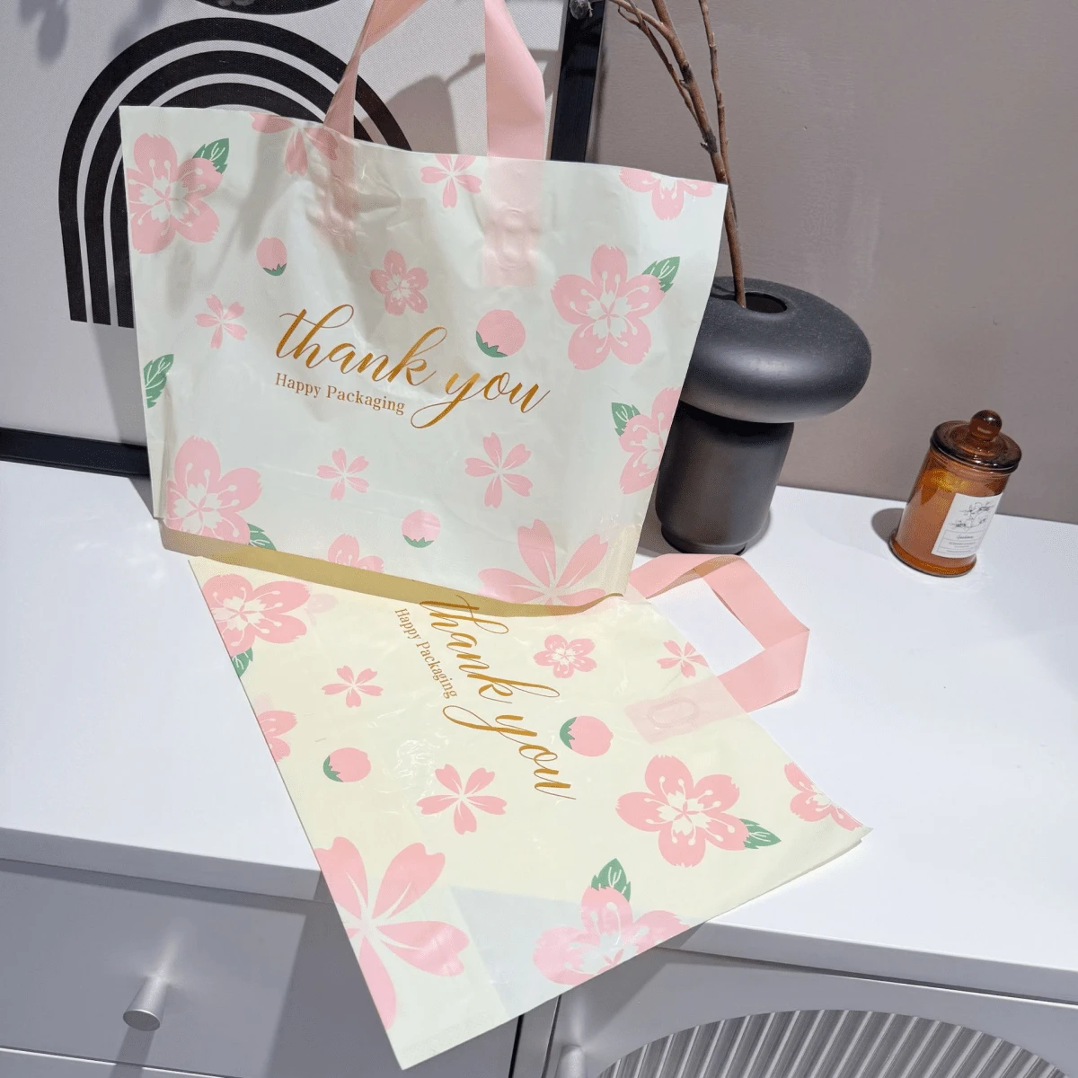 50pcs High-End Clothing Packaging Bags, Women's Shopping Bags, Small Flower Pattern Packaging Bags, Handheld Storage Bags, Reusable Packaging Bags, Thick Waterproof Portable Large Capacity Tote Bags; Outdoor Travel Daily Necessities Storage Bag. Suitable For Holidays, New Year's, Weddings, Parties, Shopping Bags, Birthday Gift Bags, Party Gift Bags ﻿ - Multicolor - View 1