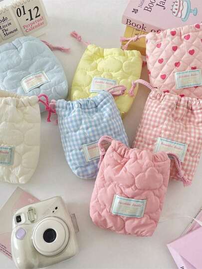 1/2pcs Portable Cloud Storage Bag, Cute Quilted Camera Bag, CCD Storage Bag, Soft Material Camera Bag, Shockproof And Dustproof Small Camera Bag, Suitable For Storing Black Card Cameras, Simple And Portable, Shockproof And Scratch-Resistant, Multifunctional For Outdoor Use, Camera Accessories