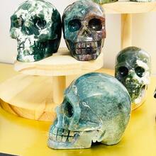 1PC Moss Agate Skull Carving, Natural Crystal Skull Carvings, 6-8CM/2.36-3.15INCH, For Gift, Home Decoration. - moss agate - View 2