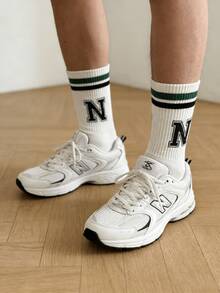 1pair Women's White Fashionable Retro Sport Mid-Calf Socks With Letter Print, Fall - White - View 11