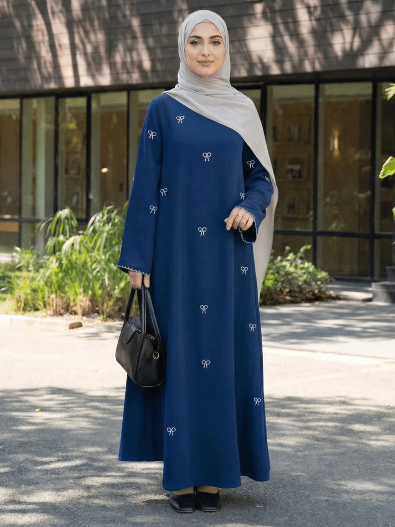 OENY | Đầm Kaftan dài bằng chiffon thanh lịch dành cho nữ, tay dài, được trang trí bằng họa tiết nơ thêu tinh tế, kiểu dáng cổ tròn giản dị, thích hợp cho mùa xuân. - Màu xanh hải quân - Xem 1