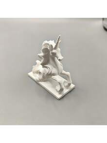 梦幻3D独角兽雕塑 - 时尚家居办公桌摆件，馈赠佳品，亦可作展示。梦幻白色独角兽摆件 - 优雅桌面装饰摆件，家居馈赠佳品。 - 彩色 - 查看 5