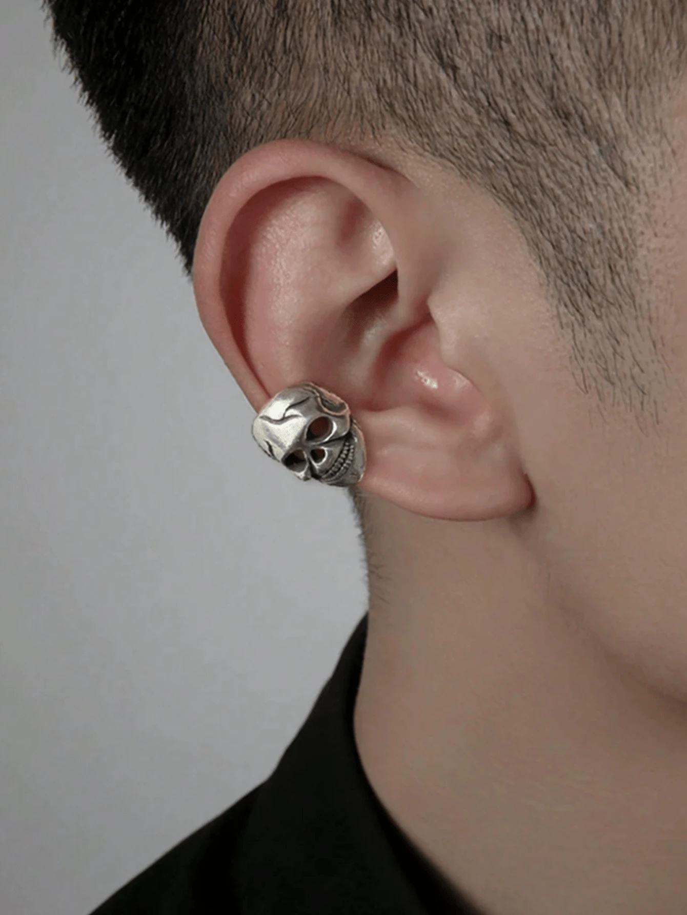 1个朋克骷髅耳夹，适合日常佩戴 - A - 查看 1