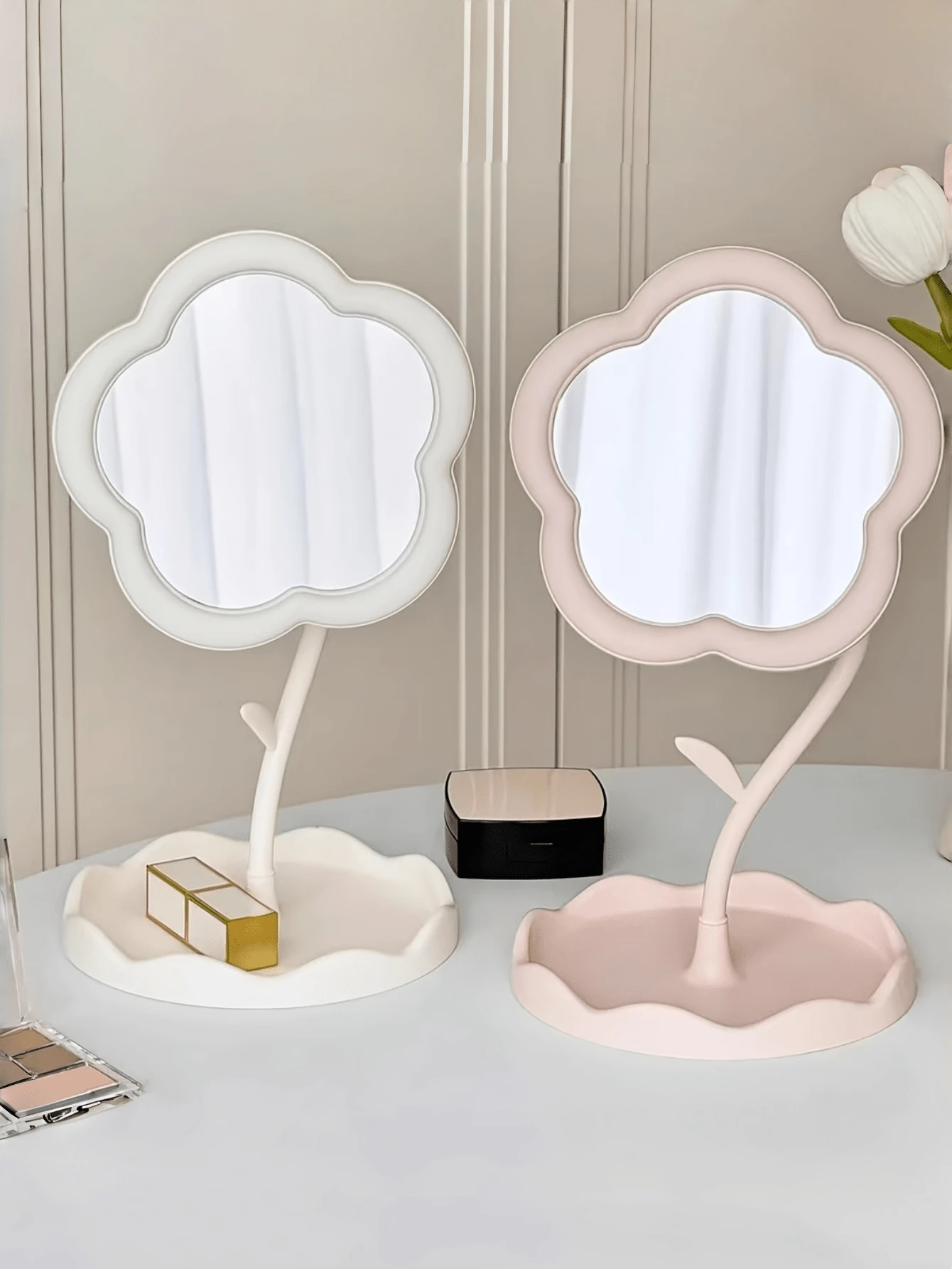 1pc Floral Design Makeup Mirror - Lightweight Plastic Vanity Mirror For Desk, Dresser, Bedroom - Compact Floral Decor (White, Pink, Yellow) - Space-Saving, Suitable For Small Spaces