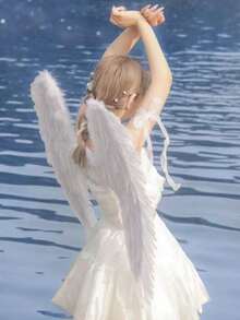 一件天使翅膀服装，采用性感露背设计。适合节日派对、装饰、主题派对、迷人翅膀、性感装扮、轻便翅膀、角色扮演等场合。 - 彩色 - 查看 4