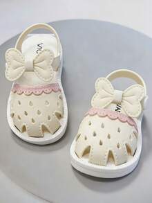 儿童珍珠爱心凉鞋，女童韩版时尚软底凉鞋 - 白色 - 查看 3
