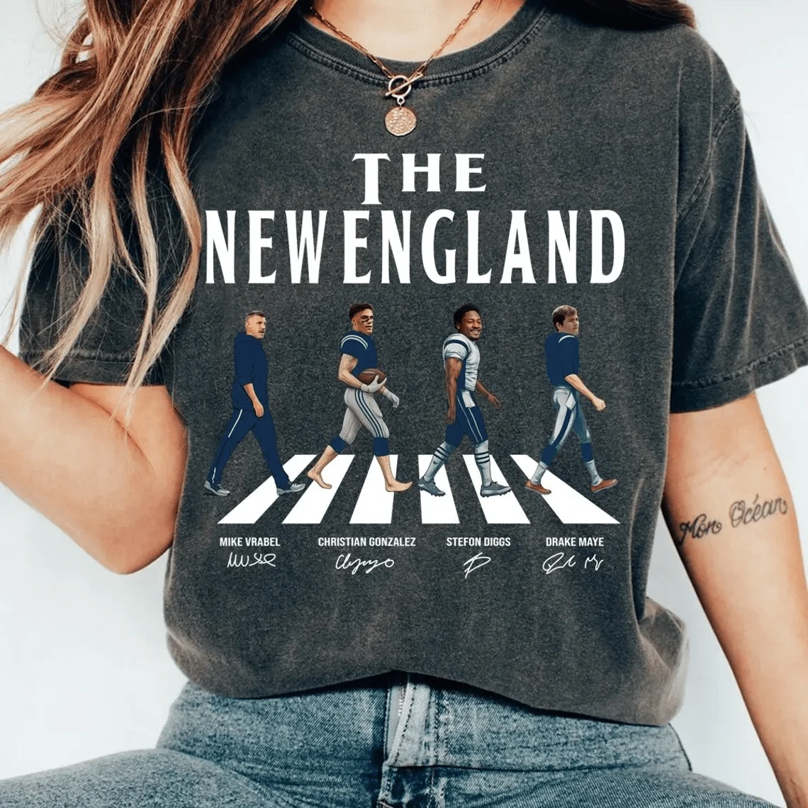 Vintage England Patriots Sweatshirt, The Patriots Football Tee, Bootleg Shirt Drake Maye Stefon Diggs Gonzalez, Gifts For Football Fan - 黑色 - 查看 1