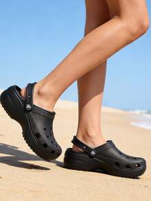 Crocs 透气孔套脚凉鞋，沙滩度假拖鞋，室内办公休闲鞋，闭趾 Croslite® 蜂窝树脂鞋面，吸震透气女鞋，适合日常穿着/建议选购小一码，206750-001 - 黑色 - 查看 2