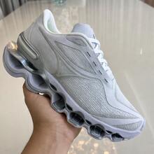 Sporty Tie Flying Weaving - 白色帶銀色 - 查看 1