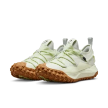 Nike ACG Mountain Fly Low GORE-TEX SE Men's Shoes, Casual Sneakers DD2861-001 - Black/Gray - View 6