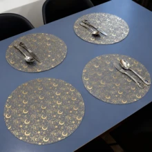 60pcs/120pcs Star And Moon Pattern, Gold Foil Round Placemats, Disposable, Suitable For Weddings, Birthdays, Graduations, Holidays, Home Decor, Metal Round Dining Accessories, Indoor And Outdoor Dining, Table Protection, Kitchen Tabletop Decor, Holiday Decoration, Tableware Accessories