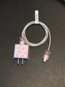 可爱粉色蝴蝶结设计充电线保护套，兼容20W苹果充电器，简约苹果充电器保护壳，适用于20W 15/16 Pro Max充电线，防刮耐磨，适用于13/14 Plus/17/16 PROMAX