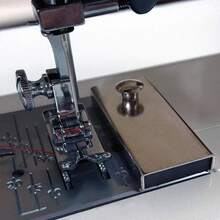 16pcs Sewing Machine Presser Foot Set, Compatible With Brother, Janome/Juki/Babylock And Other Sewing Machine Brands - Silver - View 7