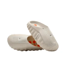 Nike Mind 001 舒适软头包头拖鞋，男女通用 - 米色 - 查看 3