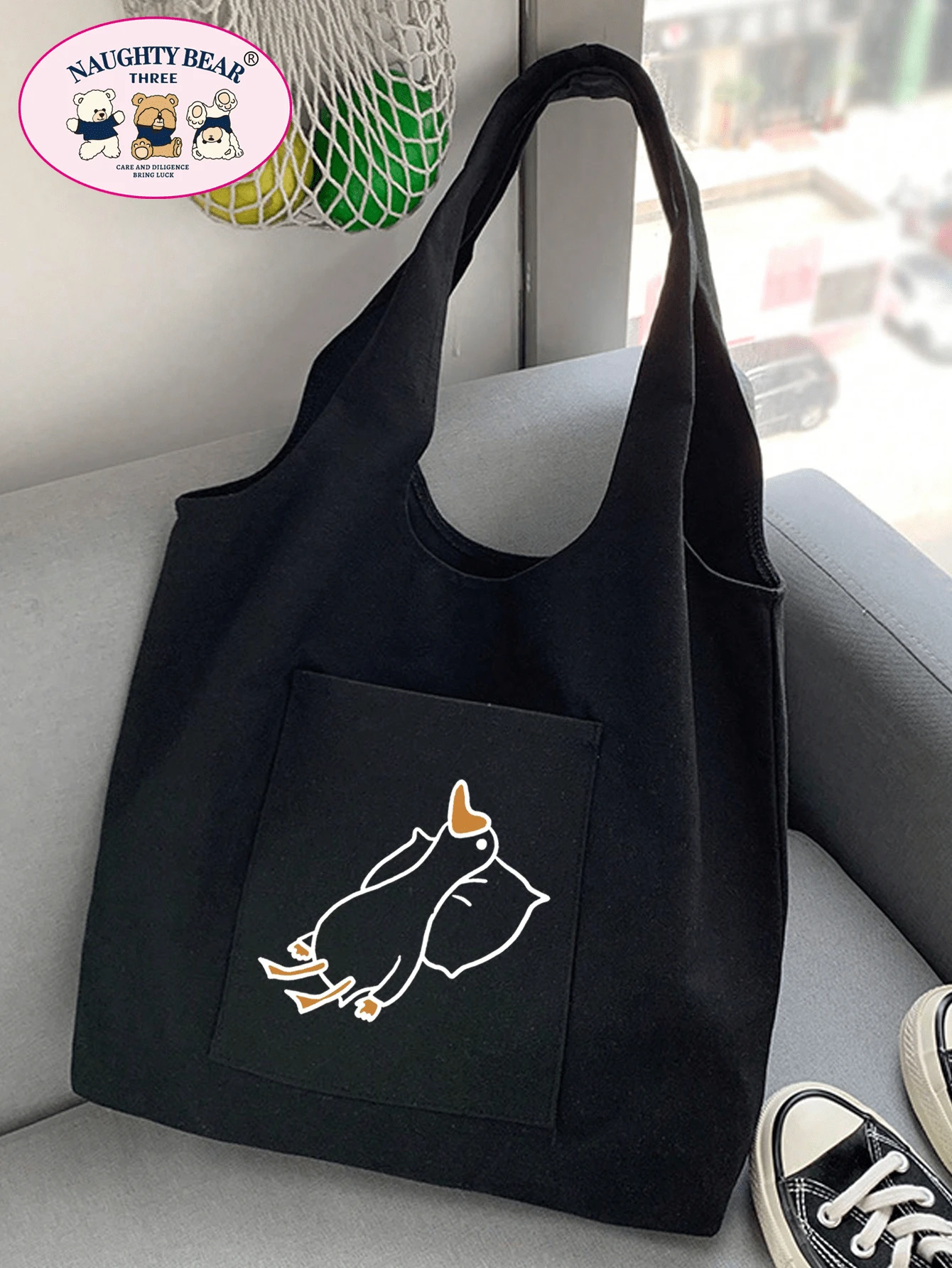 时尚百搭女士手提包，印有鸭子图案，容量大，重量轻，便携，适合少女、女大学生，非常适合返校、大学、初中、高中