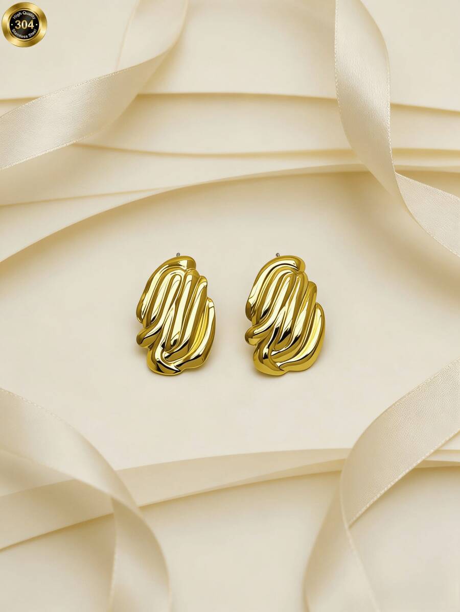 The New European-Style Golden Fashion Is Popular. The Elegant And Fashionable Personalized Women's Earrings With Advanced Design Features A Sense Of Line. They Are Suitable For Wearing On Festivals, As Birthday Gifts, And Can Be Paired With Various Styles Of Clothing. Valentine's Day, Valentine's Day, Charm Pulseras, - Multicolor - View 1