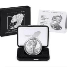 American Eagle 2025 One-Ounce Proof Silver Coin, Suitable For Collecting And Holiday Gifting. It Has A High Precious Metal Content And Can Be Used For Precious Metal Investment. It Commemorates A Specific Year/Theme And Is Often Given As A Gift. The Silver Eagle Contains 1 Ounce Of Approximately 99.9% Pure Silver. - A - 查看 1