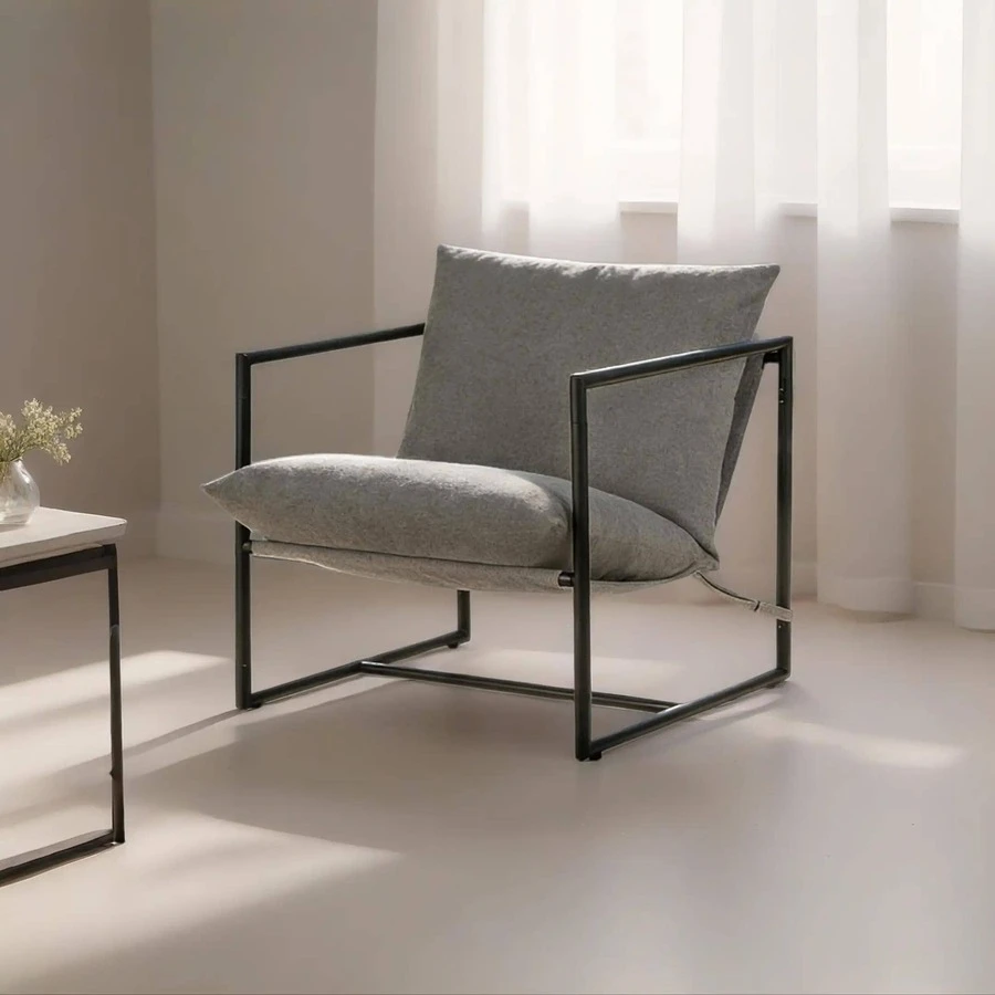 CHIQUERID Modern Accent Chair With Armrests, Upholstered Living Room Chair With Square Metal Frame, Soft Padded Seat, Easy Assembly, Light Grey, 27.6" X 27.6" X 32.3" - 灰色 - 查看 1