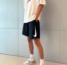 Nike Dri-Fit Dri-FIT純色腰部抽繩速乾休閒短褲 男款黑色 - 黑色 - 查看 10