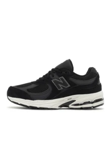 New Balance 2002R - black - View 1
