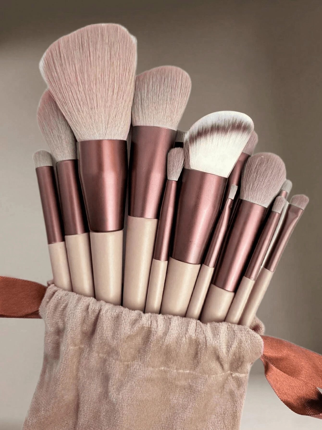 13pcs All-Season Makeup Brush Set, Including Blush Brush, Eyeshadow Brush, Etc. Complete Beauty Tools, Professional Makeup Brush Set, Suitable For Beginners - Brown - View 1