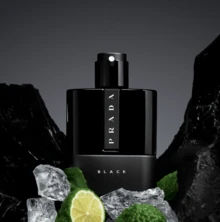 Prada Luna Rossa Black Eau De Parfum 100ml Men – Intense, Elegant And Modern Masculine Perfume With Aromatic And Spicy Notes Combined With Woody And Musky Nuances That Provide Depth And Character; Its Sophisticated And Enveloping Aroma Is Ideal For Daily Use, Dates, Special Events Or Nights In Which You Seek To Project Style And A Distinctive ✅ Masculine Presence 24/72h Delivery To Spain (Peninsula) | Beauty Explosion | Your Beauty And Makeup Store – Exploit Your Best Version - Gỗ & Đất - Xem 3
