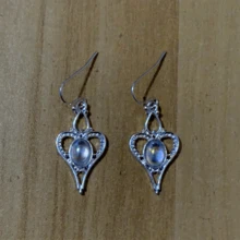 1 Pair Elegant Heart-Shaped Simulated Moonstone Pendant Earrings, Fashion Jewelry For Women, Wedding Party Gift - Silver - View 5