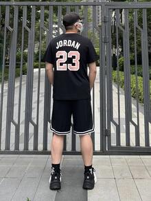 Nike Jordan DNA Sport DNA 复古美式风格纯色 Logo 字母数字圆领短袖 T 恤，男款，黑色 - 黑色 - 查看 10