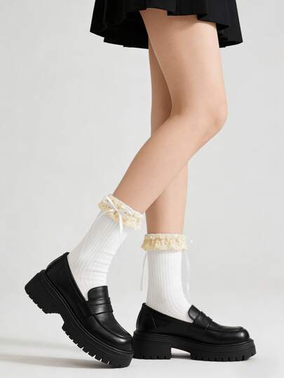 1 par de calcetines de media pantorrilla con lazo de encaje versátil y dulce estilo Lolita en negro/blanco/gris