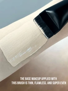 Lancôme Foundation Brush, Smooth Application Without Clumping, Lightweight And Seamless, Even Base Makeup, Ultra-Flat Brush Head, Soft Bristles, Suitable For Daily Makeup - Black - View 8