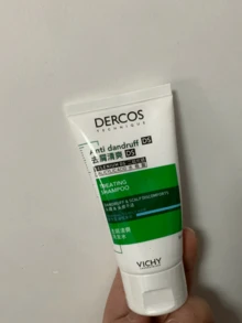 Vichy Dercos Technique Anti-Dandruff DS Treating Shampoo, 390ml Family-Size, 200ml Middle-Size, 50ml Travel-Size, Effectively Traget Dandruff & Scalp Discomforts, for Normal to Oily Hair, Especially Suitable for Antidrixable for Ref Scalp, Oil Control & Purifying Cleanse For Fresh Lightweight Hair, With Selenium Disulfide & Salicylic Acid For Clear Balanced Scalp, Essential Item for Hair Caring - 去屑清爽 - 查看 12