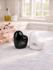 2pcs/Set Heart-Shaped Ceramic Salt And Pepper Shaker Set, Textured Glaze Finish, Gift Box Packaging, Suitable For Kitchen Gifts - Black - View 2