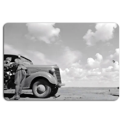 'Vintage Adventure: Classic Road Trip Dreams'