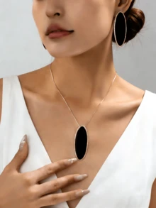 一套优雅简约的高端女士耳环项链首饰套装，时尚锁骨链设计，适合女性，可用于宴会、派对、聚会、商务、休闲场合，是情人节送给女性的绝佳礼物。 - 優雅氣質風 - 查看 4