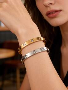 VceTd A Minimalist And Elegant Stainless Steel Bracelet With Carved Clover And Glass Rhinestone, Suitable For Women To Wear On Parties Or Daily Life, Or As A Gift For Mother's Day. Valentines,Mom,Mother,Mother's Day,Gift - CX717 - View 14