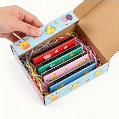 Juego de 10 piezas de armónica de 16 orificios con diseños de dibujos animados lindos - Instrumento musical de juguete para adolescentes principiantes, juguete de aprendizaje musical temprano para regalos de cumpleaños, recuerdos de fiesta y actividades en el aula