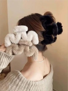 1pc Autumn/Winter Cute & Versatile Fluffy Hair Clip, Large Wavy Plush Hair Claw Women Claw Clips Elegant Hair Accessories - Multicolor - View 1