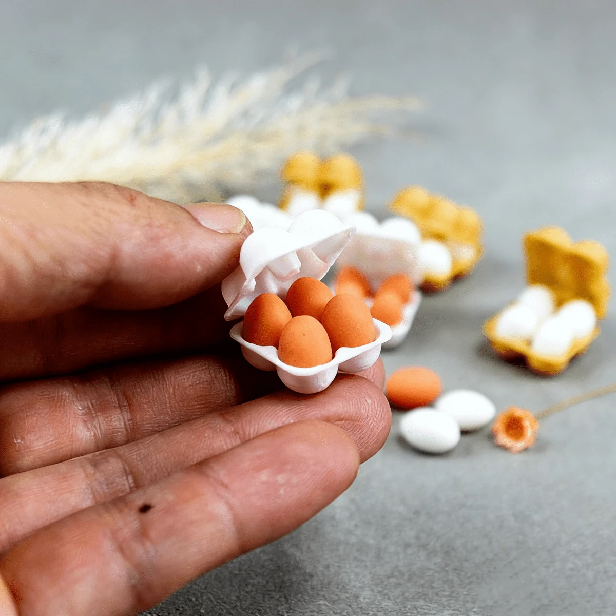 1:12 Scale Miniature Dollhouse Egg Set, Tiny Miniature Model, Mini Home Desktop Decor, BJD Photography Props, DIY Handmade Accessories - Multicolor - View 1