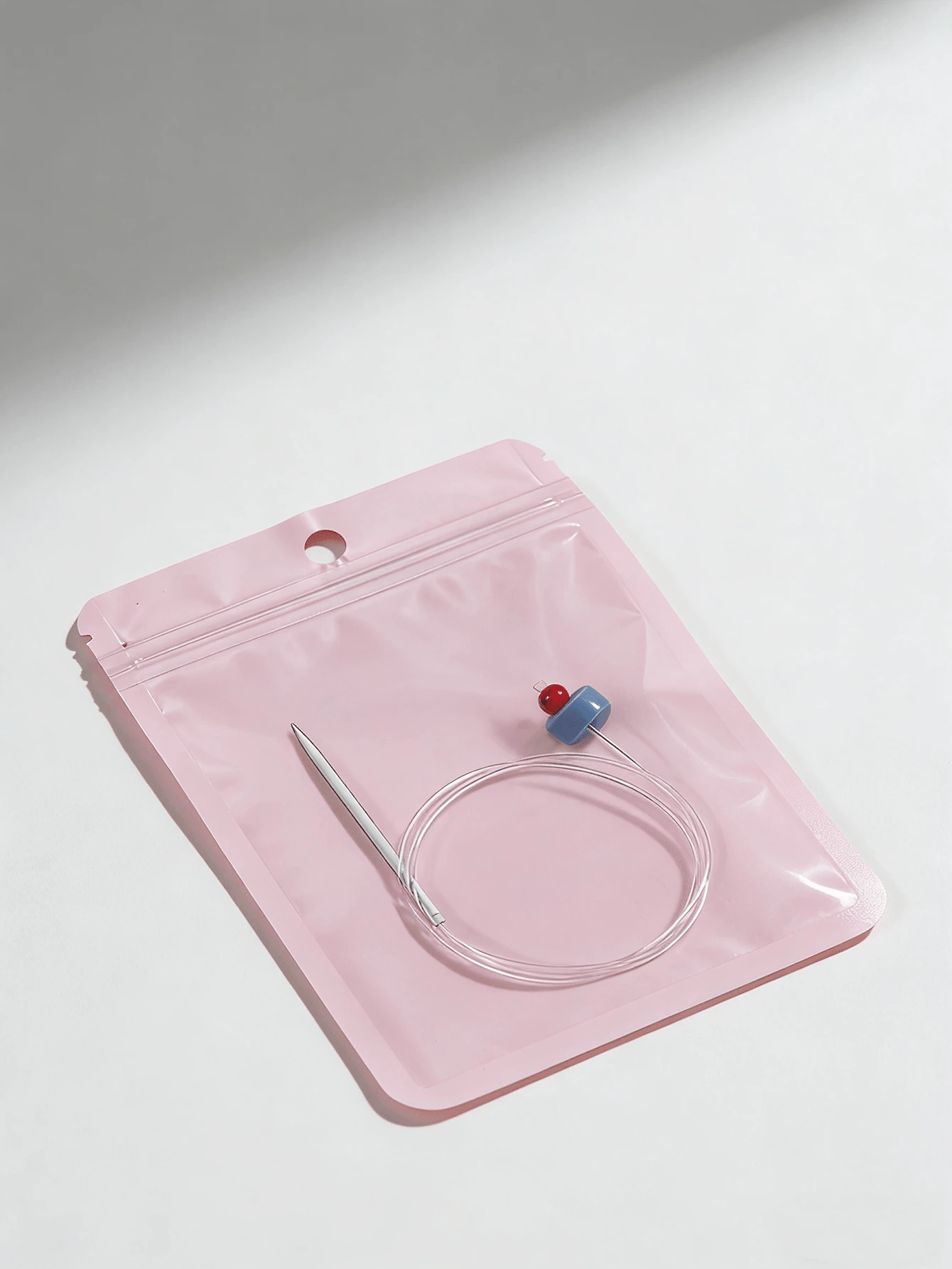 EDCUEBE7 1 Piece, Super Handy Circular Knitting Needle, Can Bend Freely, Yarn Tool, Sewing Tool, Sewing Accessory, Sewing Art, Suitable For Home Sewing, Knitting Sweaters, The Best Gift For Mom Or Girlfriend - Silver - View 1