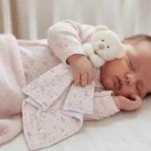 Premium Baby Blanket For Boy And Girl With Pacifier Clip And Removable Interactive Bear Face Double-Sided Blanket Made Of 100% Cotton Mesh And Absorbent And Printed Plush, Anti-Allergic And Comfortable - Màu hồng gỉ - Xem 5