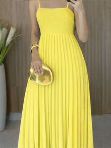 Long Pleated Dress With Tie Detail At The Back And Built-In Bra Cups. Elegant Party/Casual Style. Asymmetrical Fabric. Knot Detail. Open Back/Backless. Wedding Dress. - 黃色 - 查看 1