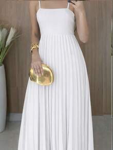 Long Pleated Dress With Tie Detail At The Back And Built-In Bra Cups. Elegant Party/Casual Style. Asymmetrical Fabric. Knot Detail. Open Back/Backless. Wedding Dress. - 白色 - 查看 4