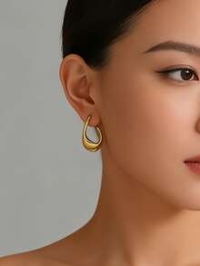 1 对简约不锈钢不对称扭曲 C 形环状耳环，适合女性日常时尚穿着或派对场合，可作为节日礼物 - 金黃色 - 查看 4