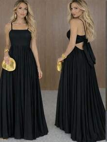 Long Pleated Dress With Tie Detail At The Back And Built-In Bra Cups. Elegant Party/Casual Style. Asymmetrical Fabric. Knot Detail. Open Back/Backless. Wedding Dress. - 黑色 - 查看 1
