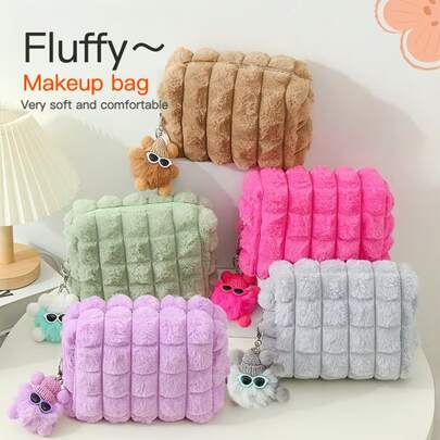 大容量 ぬいぐるみ化粧ポーチ ポンポンデコレーション | ソフトピンク、ジッパー開閉、旅行や家庭での使用に最適、女性向けのかわいくて実用的なデザイン