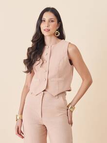 Linen Set Consisting Of A Turtleneck Vest And Trousers With Covered Button Details. - 摩卡棕 - 查看 2
