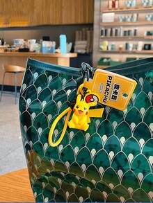 pokemon 这款宝可梦皮卡丘钥匙扣/挂件，采用优质PVC材质，配有彩色挂绳、吊坠和按扣。完美装饰钥匙和包包，展现您对宝可梦的热爱。是所有年龄段的粉丝、玩家和收藏家的理想之选，也是一份绝佳的生日或节日礼物。宝可梦香味吊坠皮卡丘钥匙扣背包挂件可爱挂件摆件礼品 - 彩色 - 查看 3