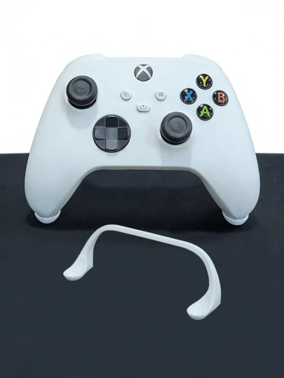 1pc Universal Game Controller Storage Base, Invisible Design Does Not Block Appearance, Sturdy Support Anti-Scratch, Compact And Space-Saving, Suitable For Mainstream Game Controllers. This Is An Easy-To-Install, No-Drill Esports Desktop Decoration Accessory, Can Be Used As An Invisible Controller Stand And Non-Slip Desktop Game Controller Display Rack.